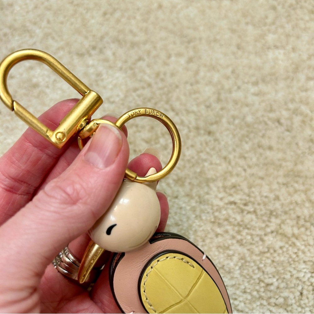 Tory Burch Crane Key Fob Charm - Picture 5 of 16
